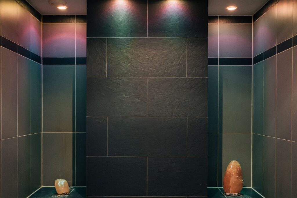 Dusche in der Sauna Wolfratshausen